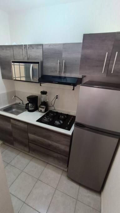 Vive Departamento De 2br Con Alberca, Cerca De Cenotes Y Aeropuerto
